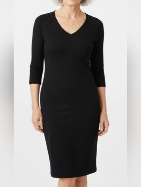 H&M Black Knit 3/4 Sleeve Pull Over Body Con Fit Faux Eye & Hook Back Dress Sz M